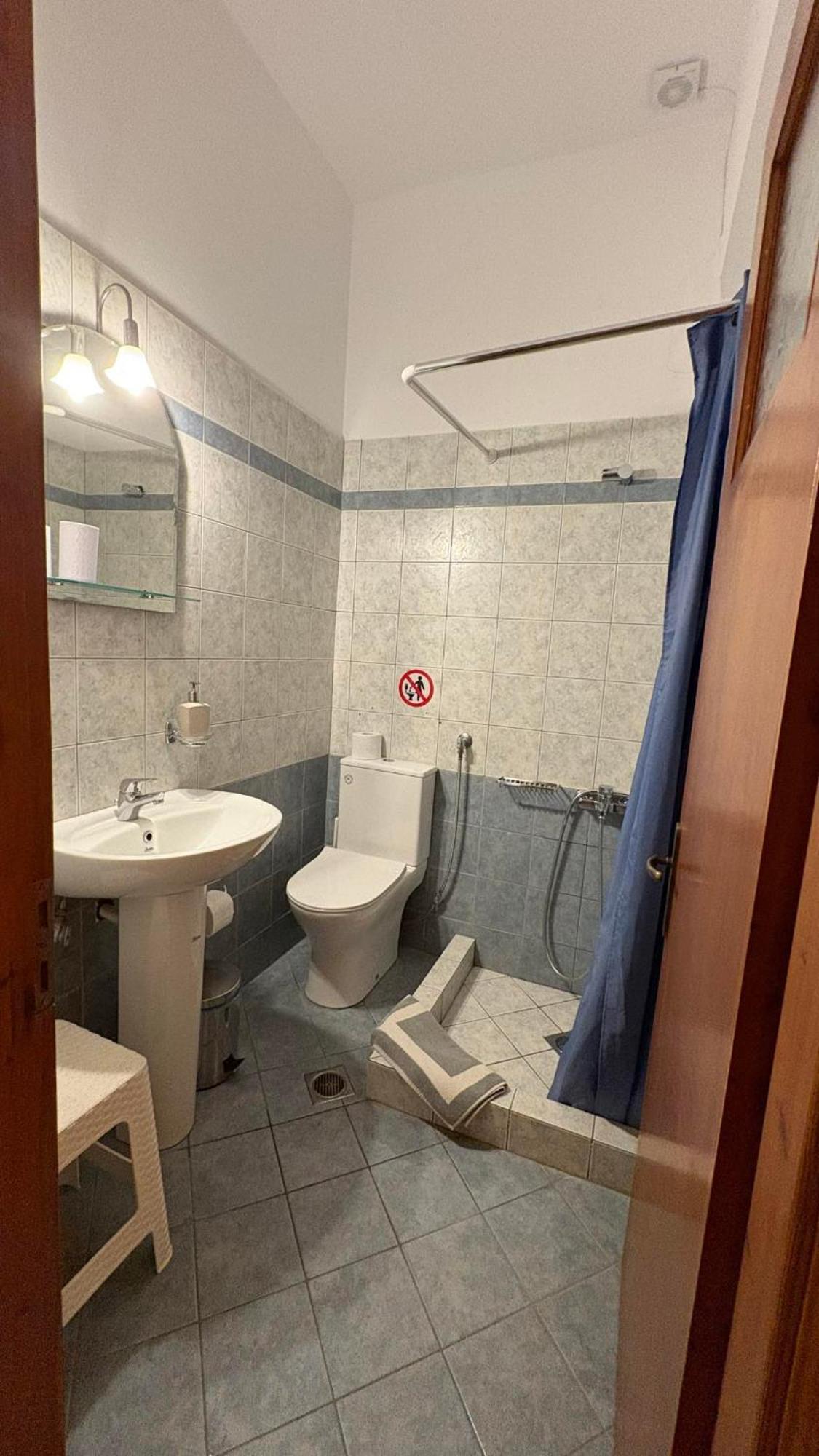 Romanza Rooms Poúlithra Extérieur photo